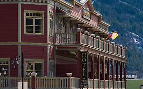 Kaslo Hotel